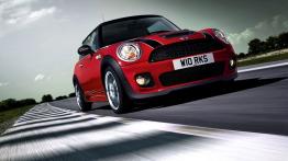 Mini Cooper John Cooper Works - widok z przodu