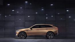 Jaguar C-X17 Concept (2013) - wersja 5-miejscowa - lewy bok