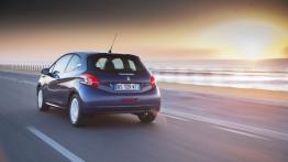 Peugeot 208 - wersja 3-drzwiowa - widok z tyłu