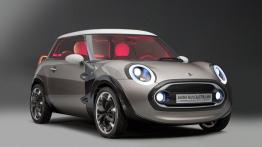 Mini Rocketman Concept - przód - reflektory włączone