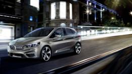 BMW Active Tourer Concept - widok z przodu