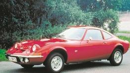 Opel GT - widok z przodu