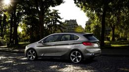 BMW Active Tourer Concept - lewy bok