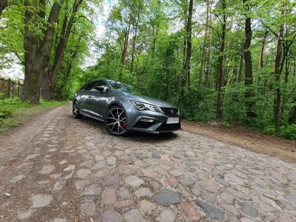 #Seat #Leon #Cupra #Carbon #LeonST