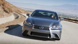 Lexus GS F Sport - widok z przodu