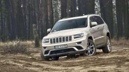 Toyota Land Cruiser V8 i Jeep Grand Cherokee 3.0 CRD - męski świat