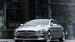 Mercedes Style Coupe Concept - widok z przodu