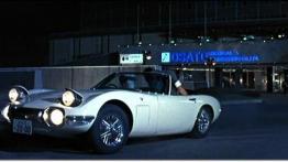 Toyota 2000GT - widok z przodu