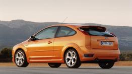 Ford Focus ST - lewy bok