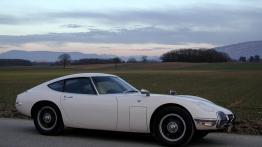 Toyota 2000GT - prawy bok