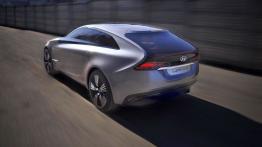 Hyundai i-qoniq Concept - widok z tyłu