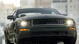 Ford Mustang Bullit - widok z przodu