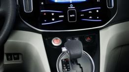 Nissan e-NV200 Concept - konsola środkowa