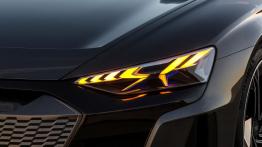 Audi e-tron GT concept - lewy przedni reflektor - w??czony