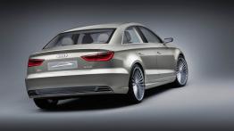 Audi A3 e-tron Concept - tył - reflektory włączone