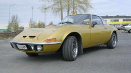 Opel GT - widok z przodu