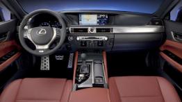 Lexus GS F Sport - pełny panel przedni