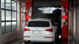 Audi Q5 2.0 TDI S-Tronic - ladies first?