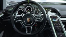 Porsche 918 Concept - kokpit