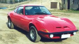 Opel GT - widok z przodu