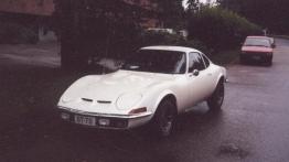 Opel GT - widok z przodu