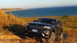 Jeep Grand Cherokee IV Facelifting (2014) Summit - widok z przodu