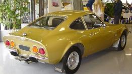 Opel GT - widok z tyłu