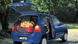 Suzuki Alto - widok z tyłu