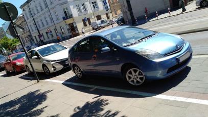 #Toyota #Prius #Plugin #długidystans