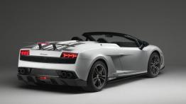 Lamborghini Gallardo LP570-4 Spyder Performante - widok z tyłu