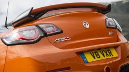 Vauxhall VXR8 GTS - tył - inne ujęcie