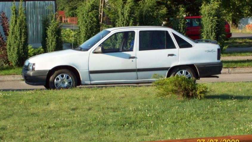 Opel Kadett E