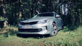 Kia Optima SW PHEV kontra Toyota Prius PHV – hybryda po koreańsku czy japońsku?