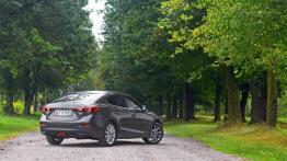 Mazda 3 Sedan 2,0 120 KM SkyPASSION - mocny gracz ze wschodu