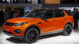 Land Rover Discovery Sport HSE Luxury w Paryżu - oficjalna prezentacja auta