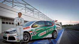 Udany start Andreasa Mikkelsena w Volkswagen Castrol Cup