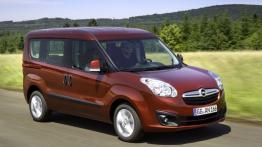 Opel Combo D Tour - prawy bok