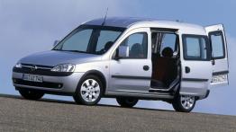 Opel Combo C Tour - widok z przodu