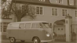 Volkswagen Bus - prawy bok