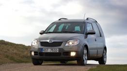 Skoda Roomster Scout - widok z przodu