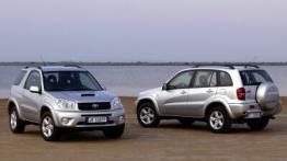 Toyota RAV4 - widok z przodu