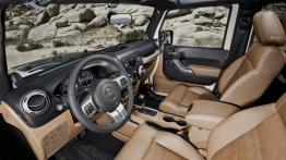 Jeep Wrangler Mojave - pełny panel przedni