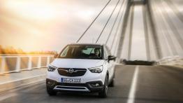 Opel Crossland X - widok z przodu