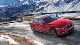 Jaguar XE z napędem 4x4