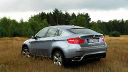 Elektryzująco szybka hybryda - BMW X6