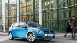 Volkswagen Golf VII 2.0 TDI BlueMotion Technology - prawy bok