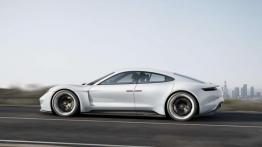 Porsche Mission E - elektryzujący następca Panamery?