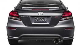 Honda Civic Si Coupe oraz Sedan - zza wielkiej wody