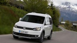 Volkswagen Cross Caddy - widok z przodu