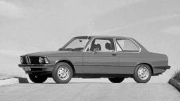 BMW 3 E21 - zalążek legendy